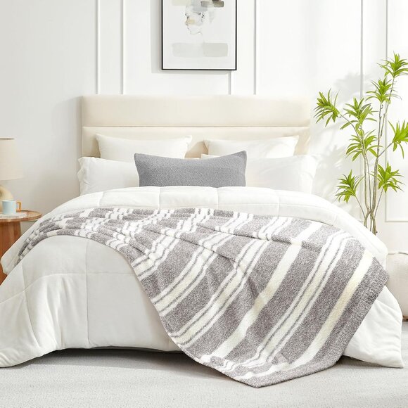 Twin Size Soft Reversible Grey Stripe Blanket 60x80 inches - Picture 2 of 7